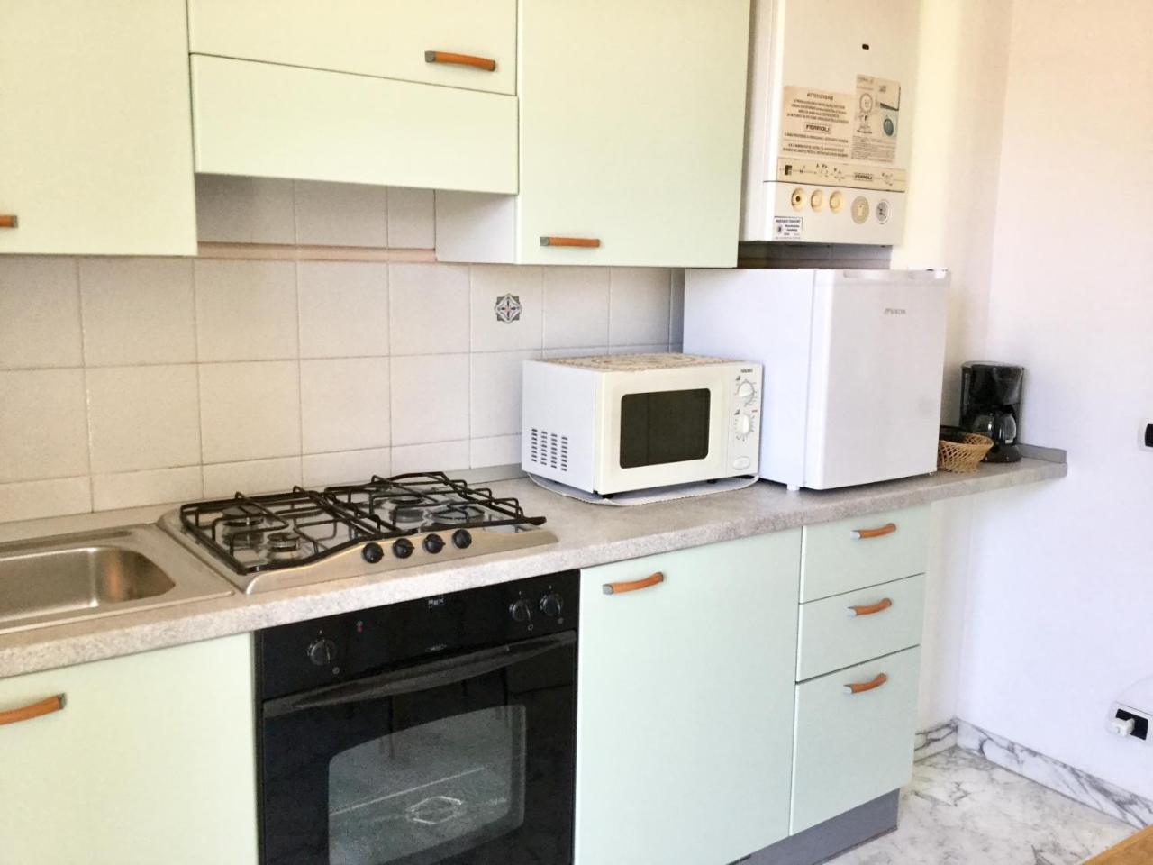 La Villetta Appartamenti Per Vacanze Finale Ligure Bagian luar foto