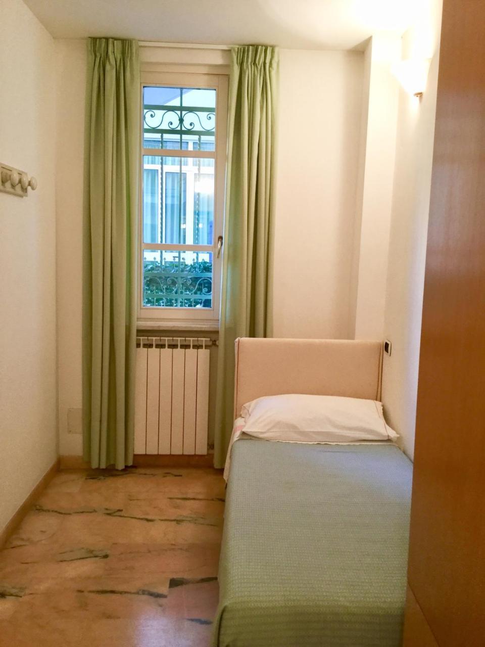 La Villetta Appartamenti Per Vacanze Finale Ligure Bagian luar foto