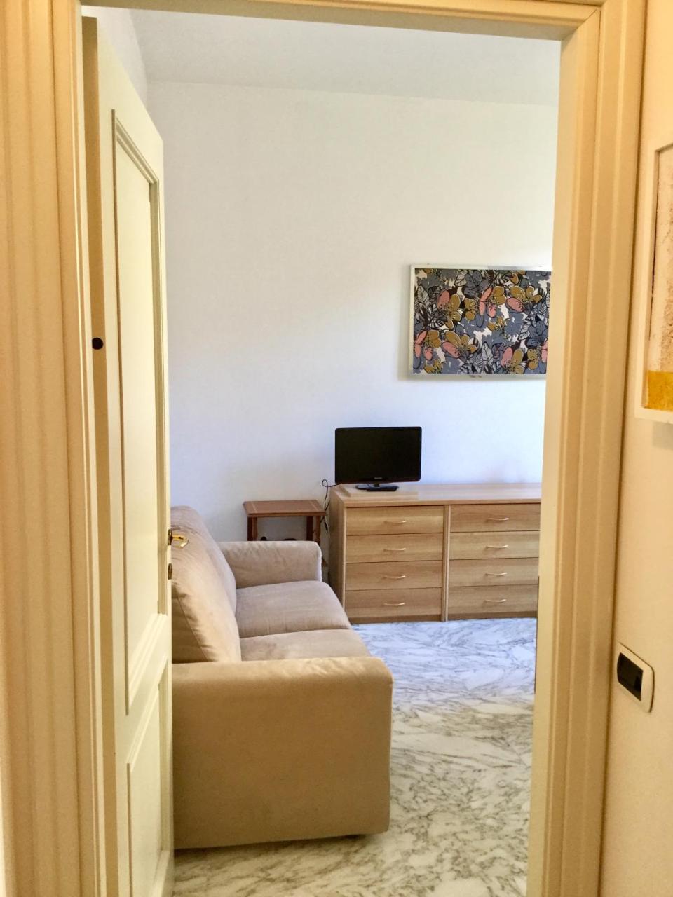 La Villetta Appartamenti Per Vacanze Finale Ligure Bagian luar foto