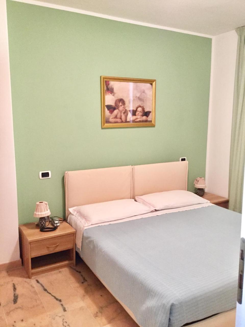 La Villetta Appartamenti Per Vacanze Finale Ligure Bagian luar foto