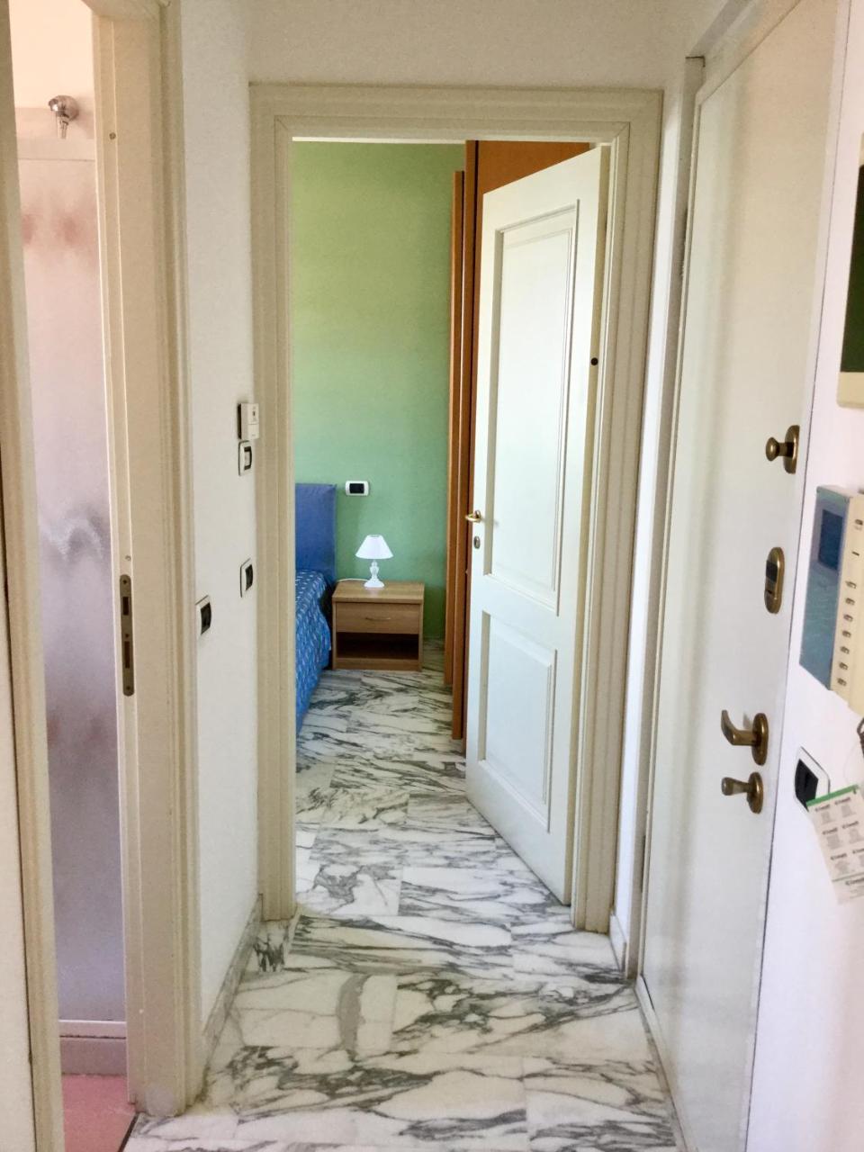 La Villetta Appartamenti Per Vacanze Finale Ligure Bagian luar foto