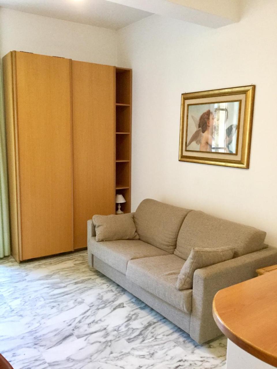 La Villetta Appartamenti Per Vacanze Finale Ligure Bagian luar foto