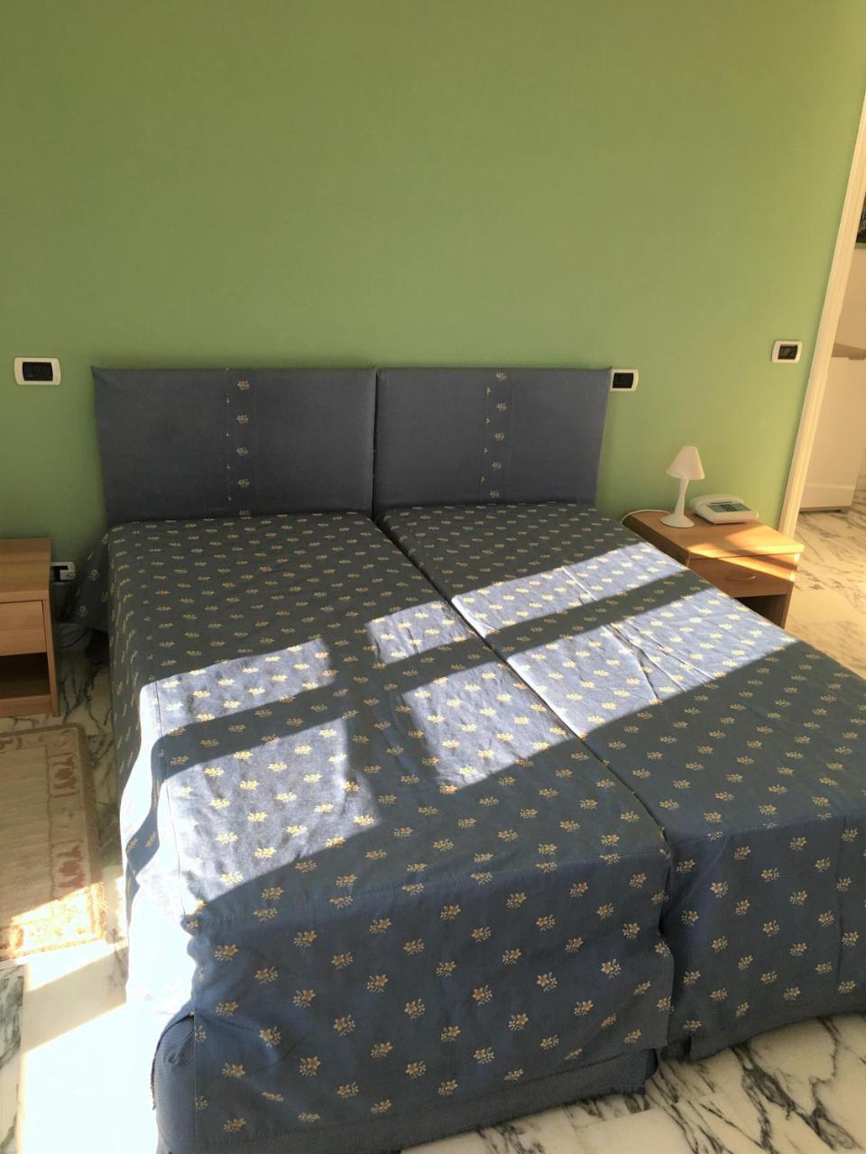 La Villetta Appartamenti Per Vacanze Finale Ligure Bagian luar foto