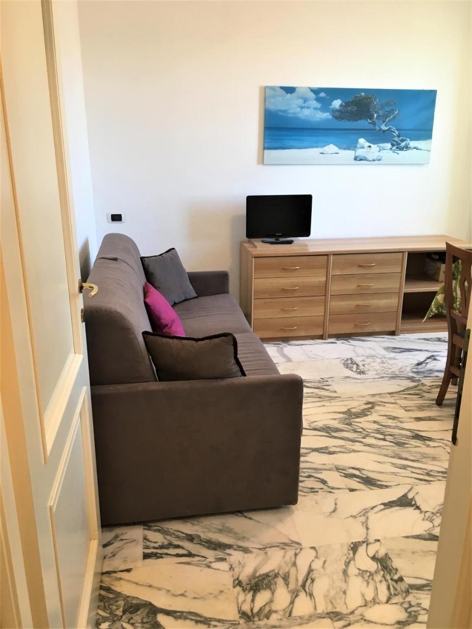 La Villetta Appartamenti Per Vacanze Finale Ligure Bagian luar foto